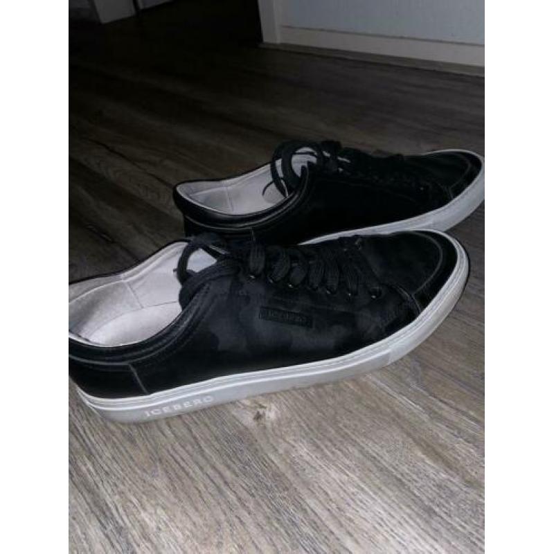 Iceberg heren schoenen maat 42.