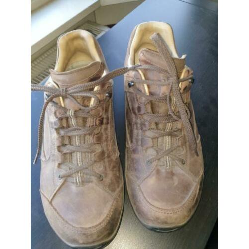 Meindl en clarks maat 43