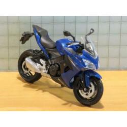 Suzuki GSX-S1000F 1:18 welly