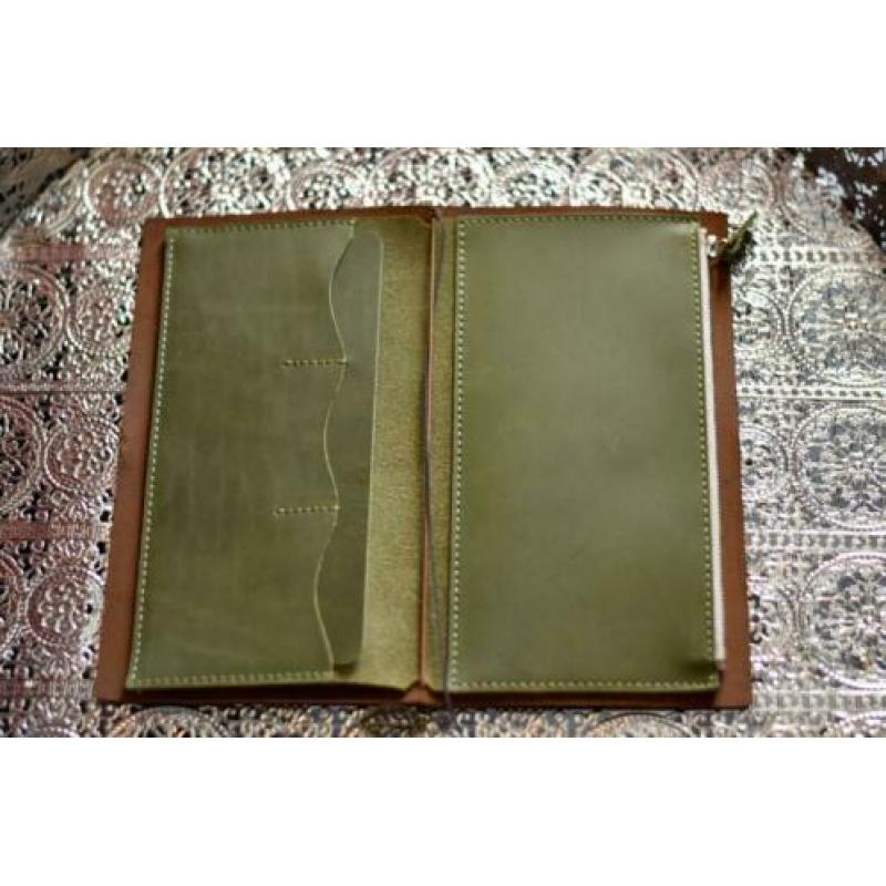 Midori Traveler's notebook regular size met leren insert