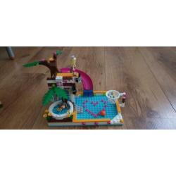 Lego friends zwembad