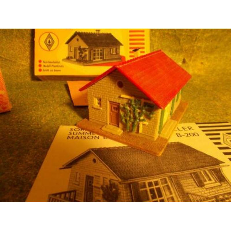 3 oude jaren 50 Faller huisjes B-200 nr-137 houten onderkant