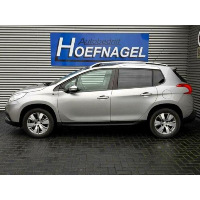 Peugeot 2008 1.2 PureTech Style Navi
