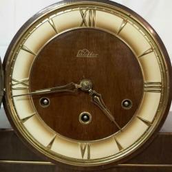 Tafel pendule Westminster art deco