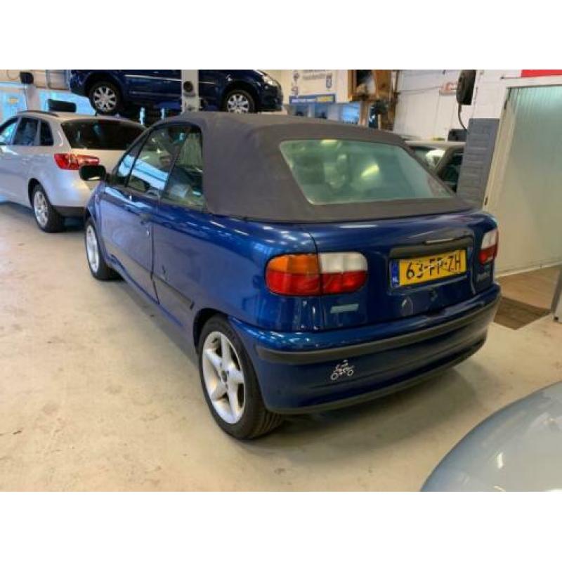 Fiat Punto Cabrio 1.2 60 S Mooie nette auto