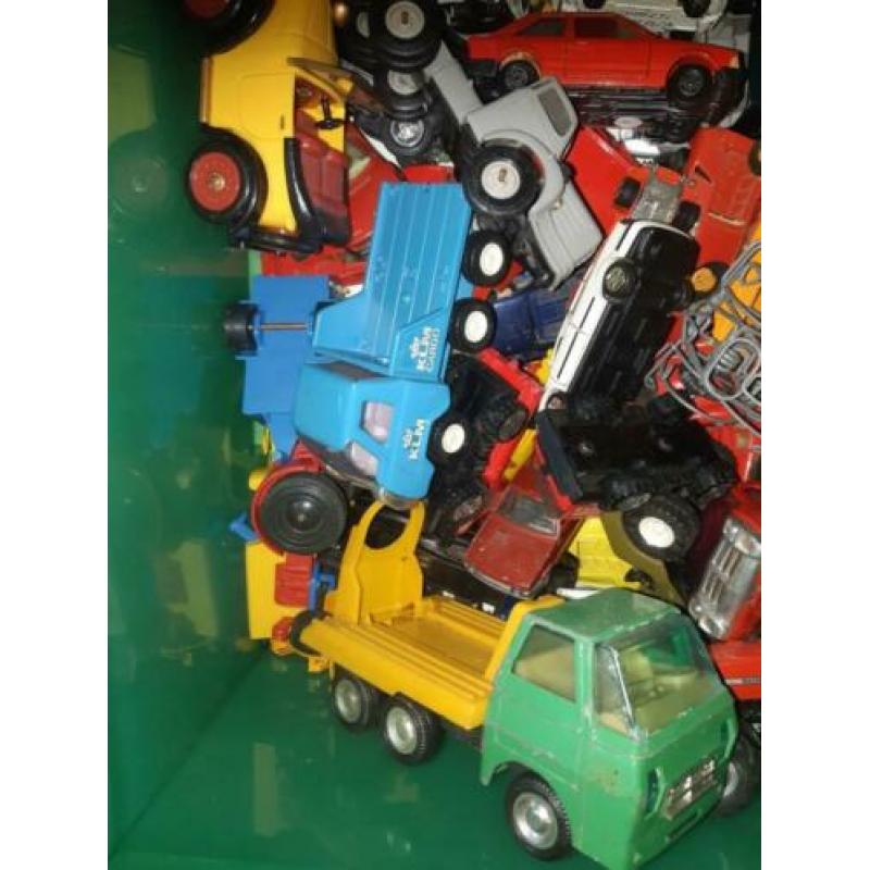 Zoldervondst oude autos