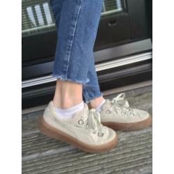 Puma sneakers maat 37 vrouwen