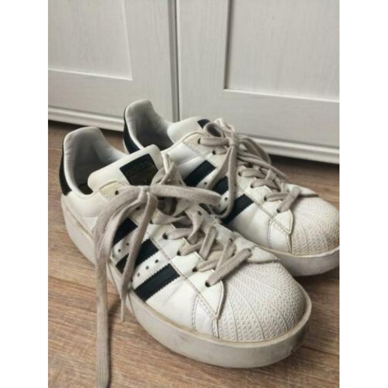Retro/vintage Adidas sneaker