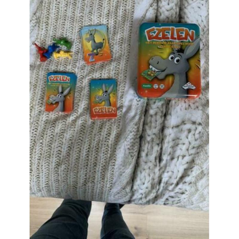 Uno + ezelen