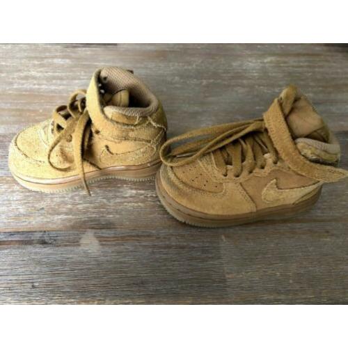 Nike Air Forse 1 High Lv8 maat 21