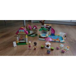 Lego friends zwembad