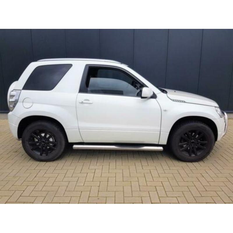 Suzuki Grand Vitara 1.6-16V Exclusive AIRCO / LEER/ 4WD / TR