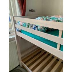 Stapelbed voor kinderen - houten stapelbed