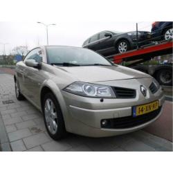 Renault Mégane C-C 2.0 16V Privilege-Automaat-Leder