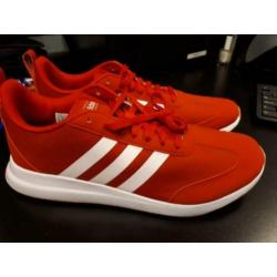 Adidas sneakers! Maat 43,5