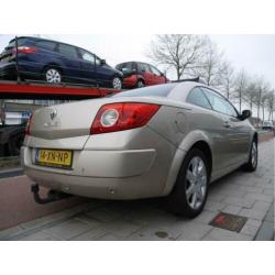 Renault Mégane C-C 2.0 16V Privilege-Automaat-Leder