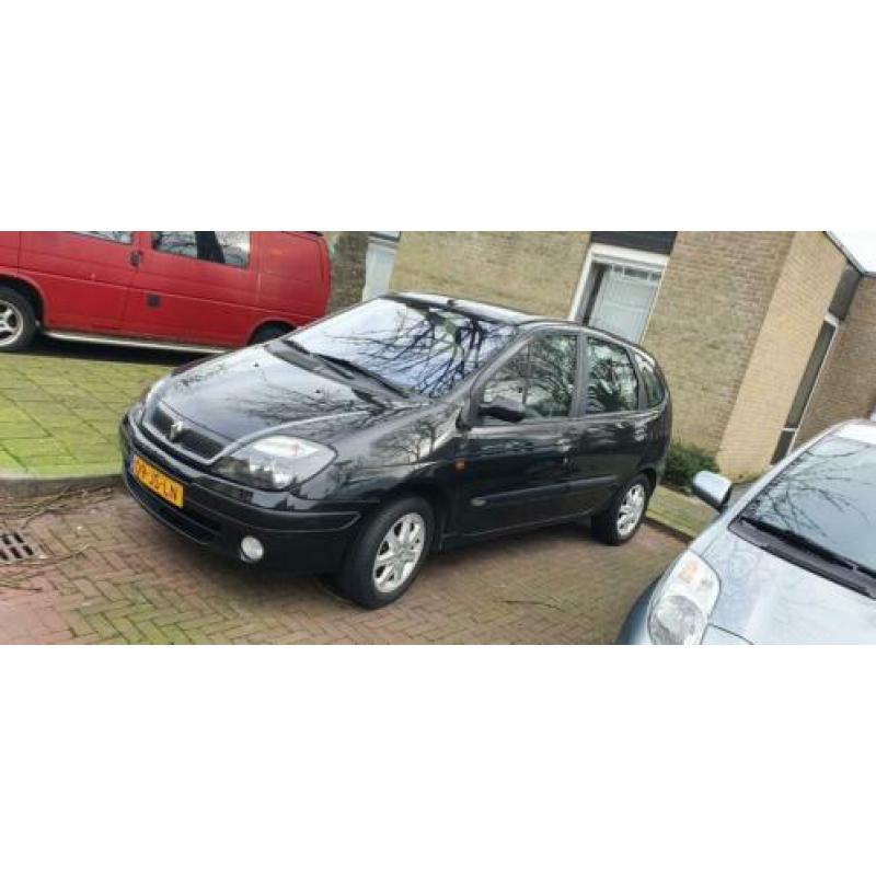 Renault Megane Scenic 1.6 16V 2002 Zwart