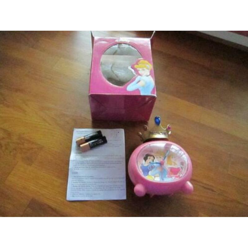 Disney klok.2 Zinos kinderlampen.Opbergdozen.