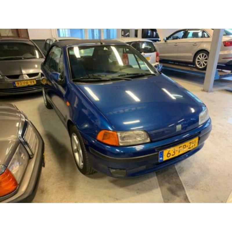 Fiat Punto Cabrio 1.2 60 S Mooie nette auto