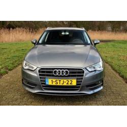 Audi A3 Sportback 1.6 TDI ultra Edition *2e Eigenaar*NAVI*15