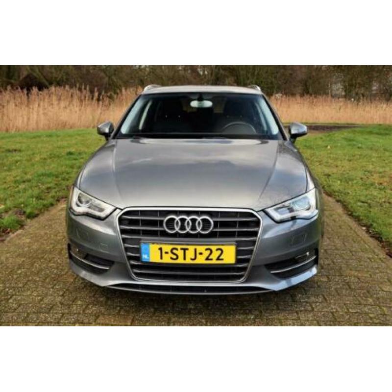 Audi A3 Sportback 1.6 TDI ultra Edition *2e Eigenaar*NAVI*15