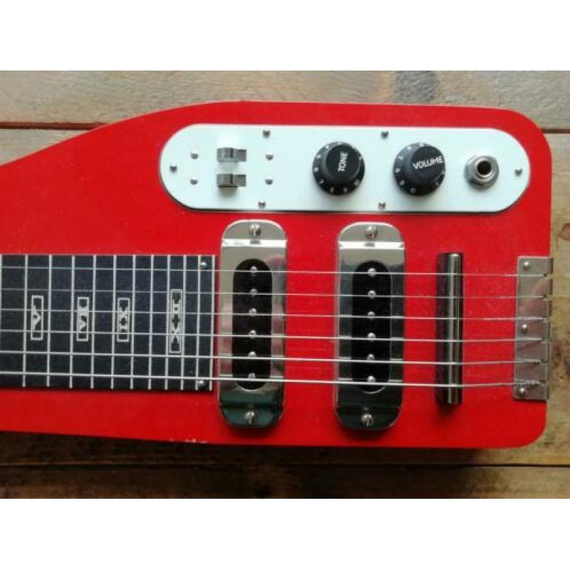 Lapsteel Musima 60/70 jren Oost Duits