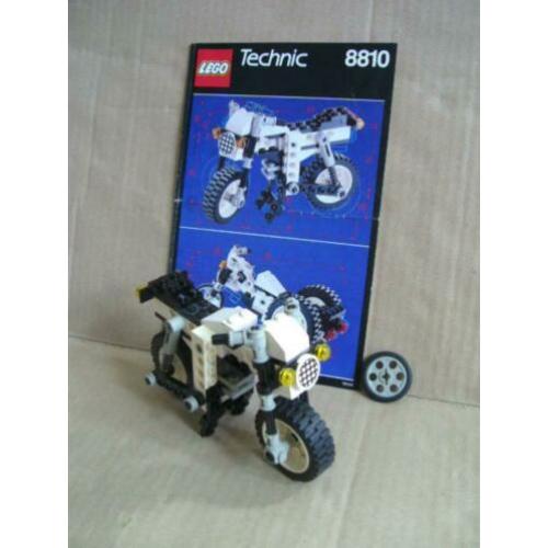 Technisch Lego set 8810 witte motor met boekje