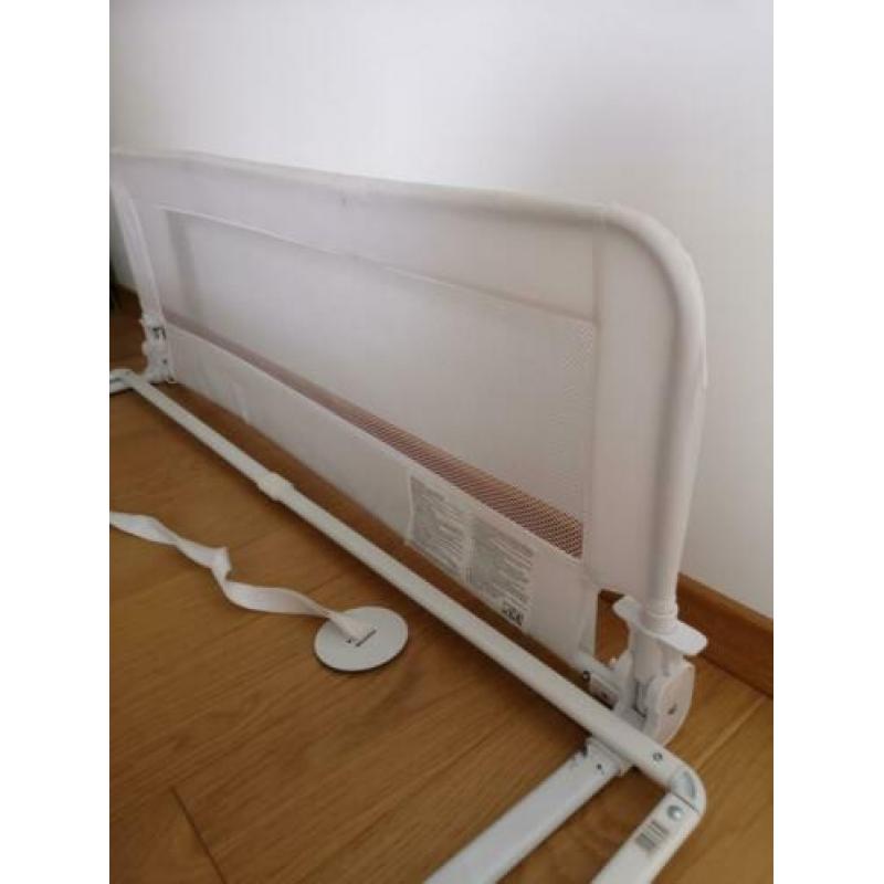 Twee bedhekjes 120cm en 100cm