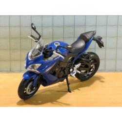 Suzuki GSX-S1000F 1:18 welly