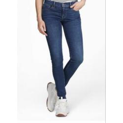 Levi’s 710 super skinny maat 28