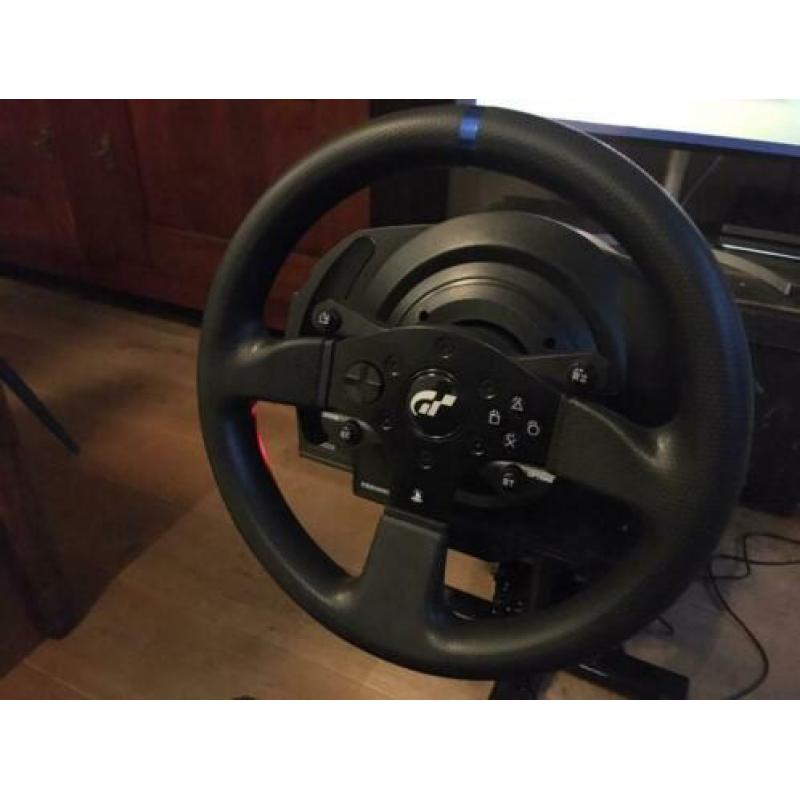 Playseat compleet met stuur en pedalen ZGAN