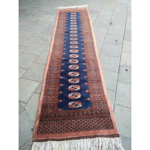 Perziische loper 320x76 cm.