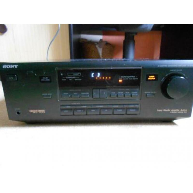 Zware Sony TA-AV581, surroundversterker, 100 watt p.k.