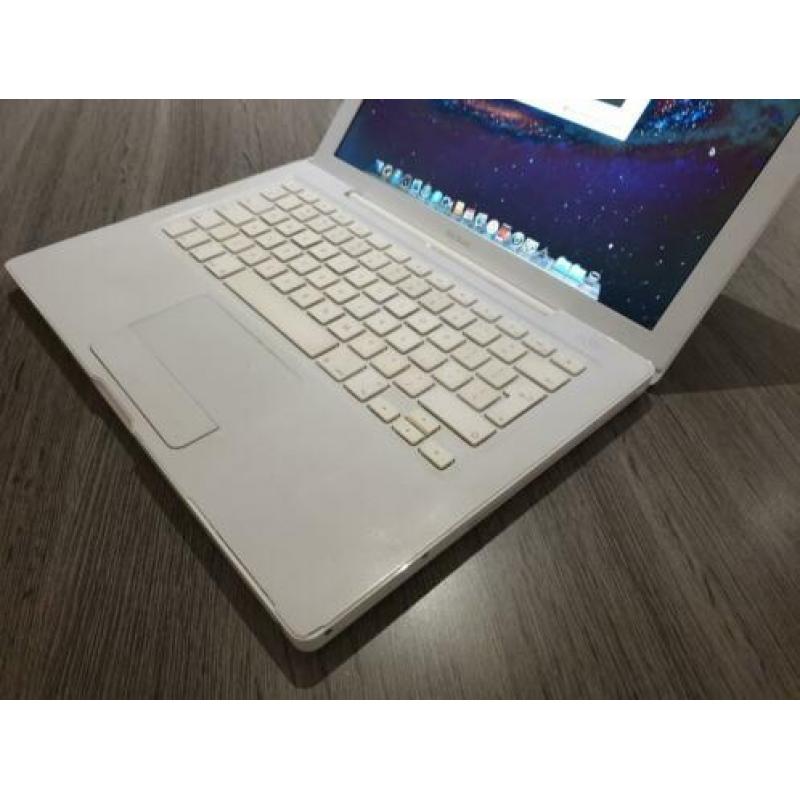 Apple macbook wit 13inch begin 2008