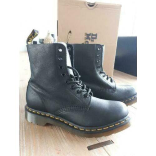 Dr Martens Virginia zacht leer maat 38 Zwart ( zachte leer )