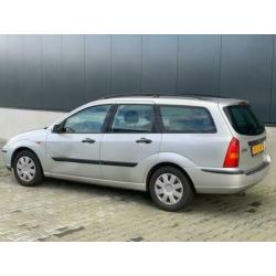 Ford Focus Wagon 1.6-16V Cool Edition Airco/Apk/N.A.P