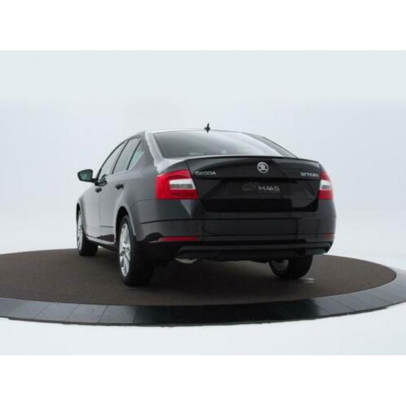 Skoda Octavia 1.5 TSI Greentech Ambition Business met o.a. T
