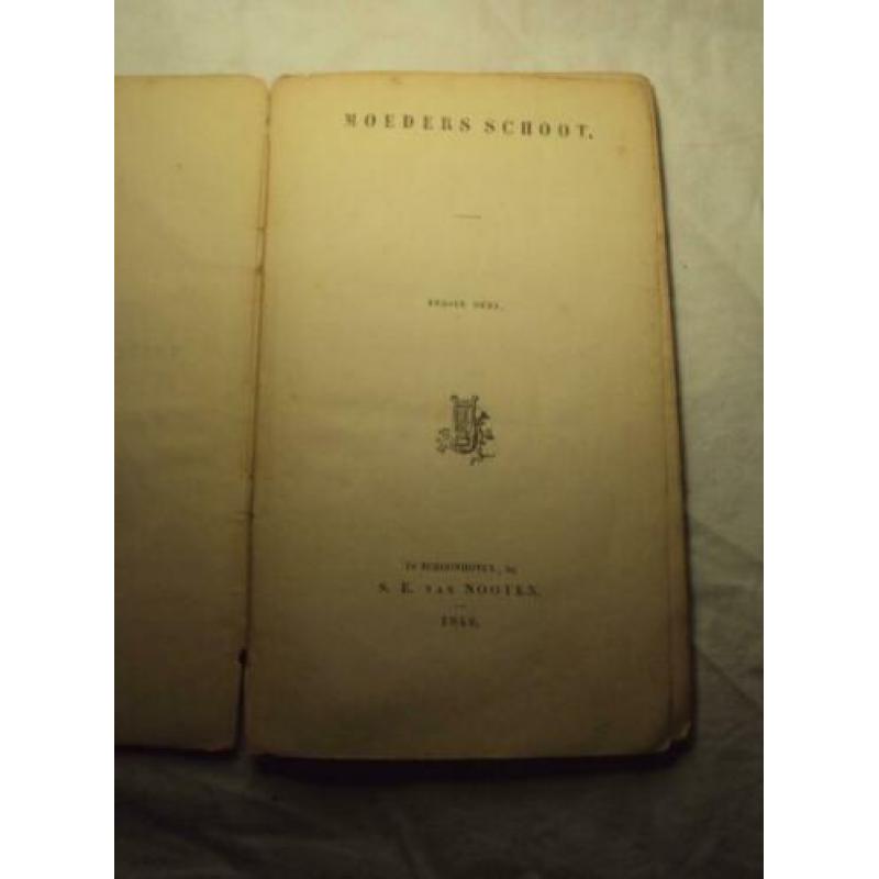 antiek boekje -moeders schoot- jaar 1846