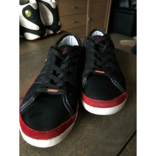 Adidas sneakers zo goed als nieuw! Maat 44