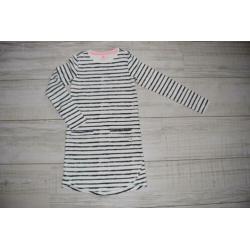 25. Leuke voorjaarsjurk van de Hema, maat 122/128