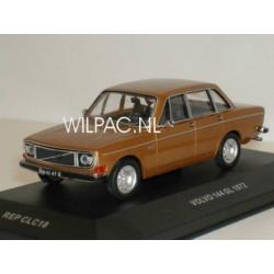 Volvo 144 rood 1971 . Ixo . Models 1:43 / 1 van 999 stuks .