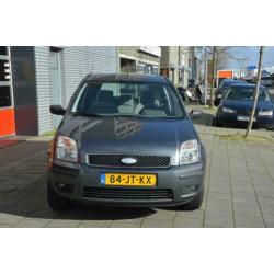 Ford Fusion 1.6-16V Luxury 5Drs I Airco I Trekhaak I Sport v