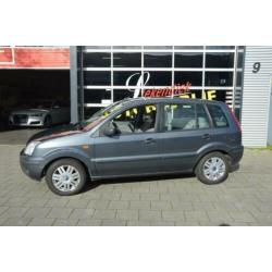 Ford Fusion 1.6-16V Luxury 5Drs I Airco I Trekhaak I Sport v