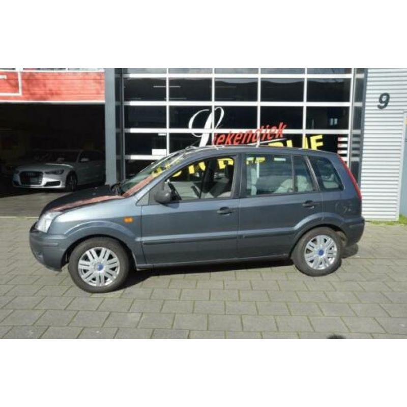 Ford Fusion 1.6-16V Luxury 5Drs I Airco I Trekhaak I Sport v