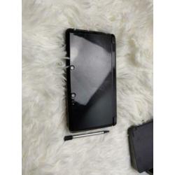 Nintendo 3DS + Charge Station + Oplader