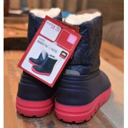 Nieuwe kinder snowboots te koop.