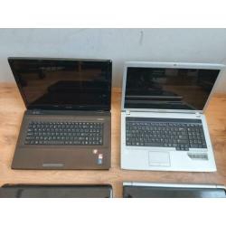 Partij 4 stuk laptops per stuk 70 euro