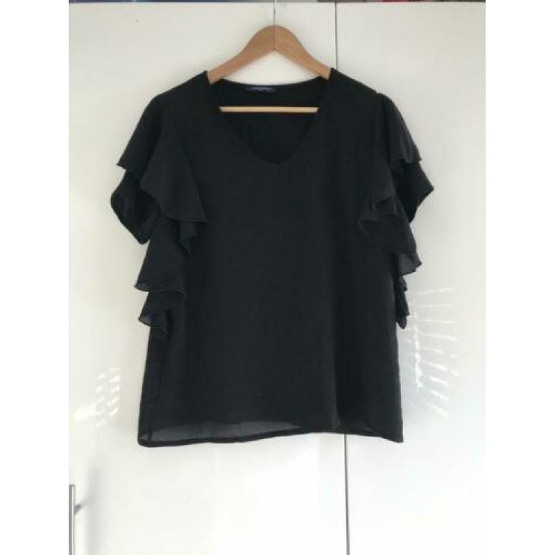 Nieuw zwarte top met v hals maat L