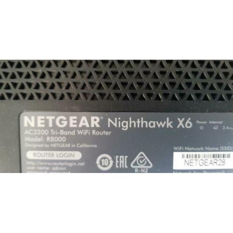 Nighthawk Nighthawk X6 R8000 AC3200