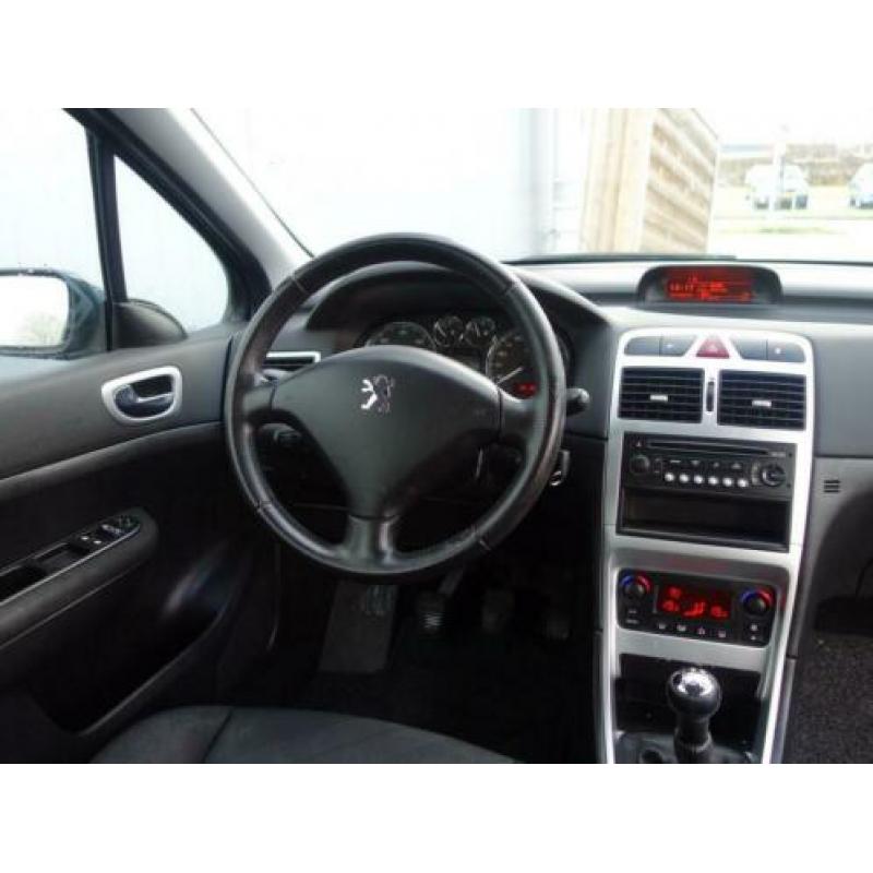 Peugeot 307 1.6 HDi XS Clima Cruise Trekhaak Technisch goed!